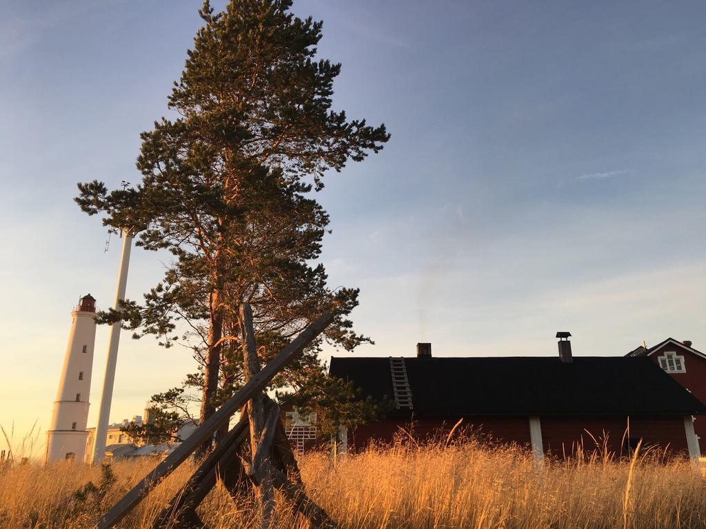 Luotsihotelli - Arctic Lighthouse Hotel Hailuoto Esterno foto