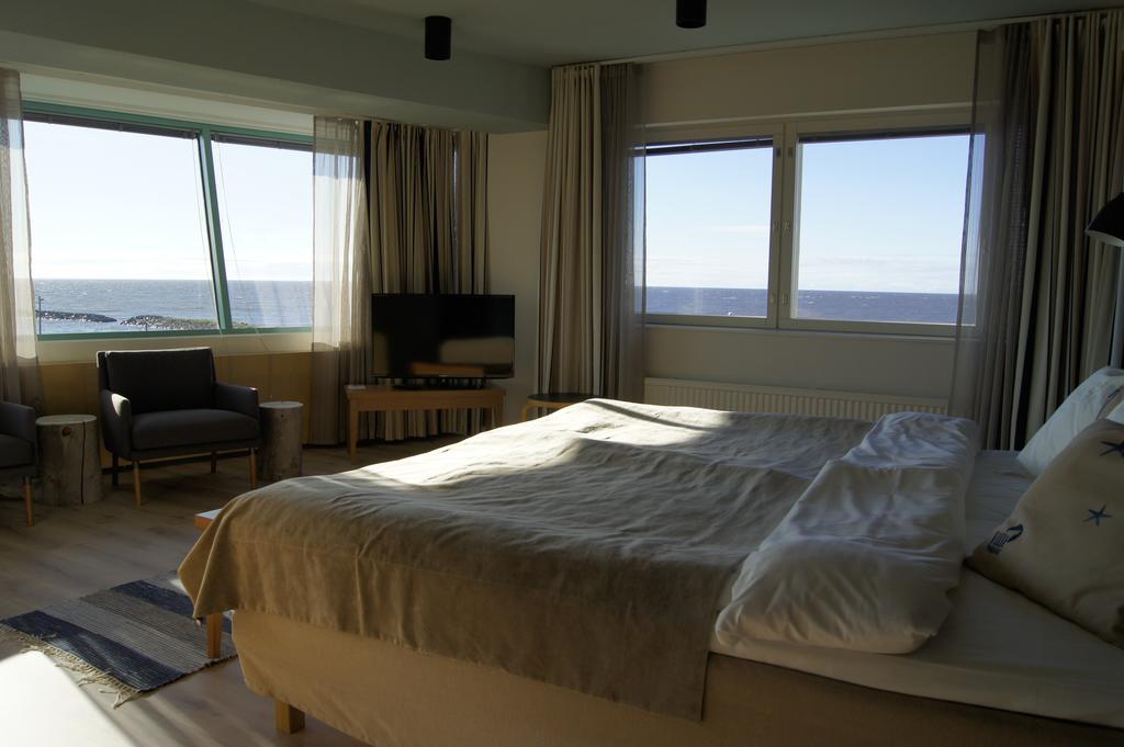 Luotsihotelli - Arctic Lighthouse Hotel Hailuoto Esterno foto